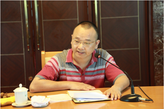 2013.7.30协会第一次常务理事会张蕉林.png