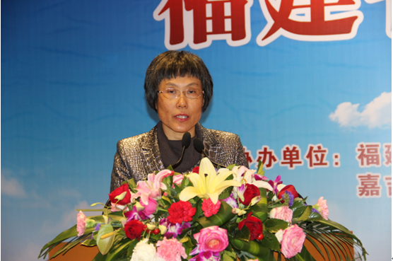 2013.12.20第二次理事会曾丽莉.png